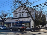 Main St, Babylon
10,000 SF